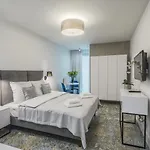 Rajska 3 By Pi Apart Otel