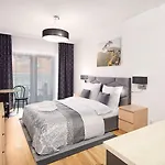 Rajska 3 By Pi 4* Краков