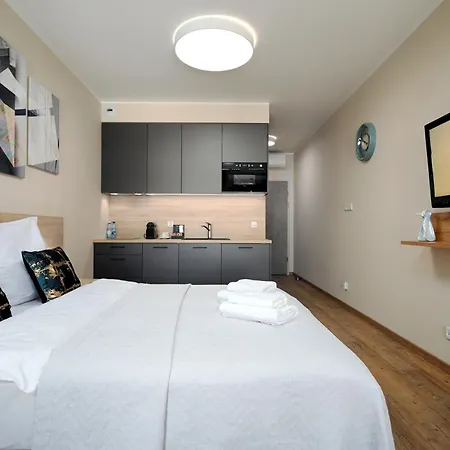 Rajska 3 By Pi Hotel apartamentowy